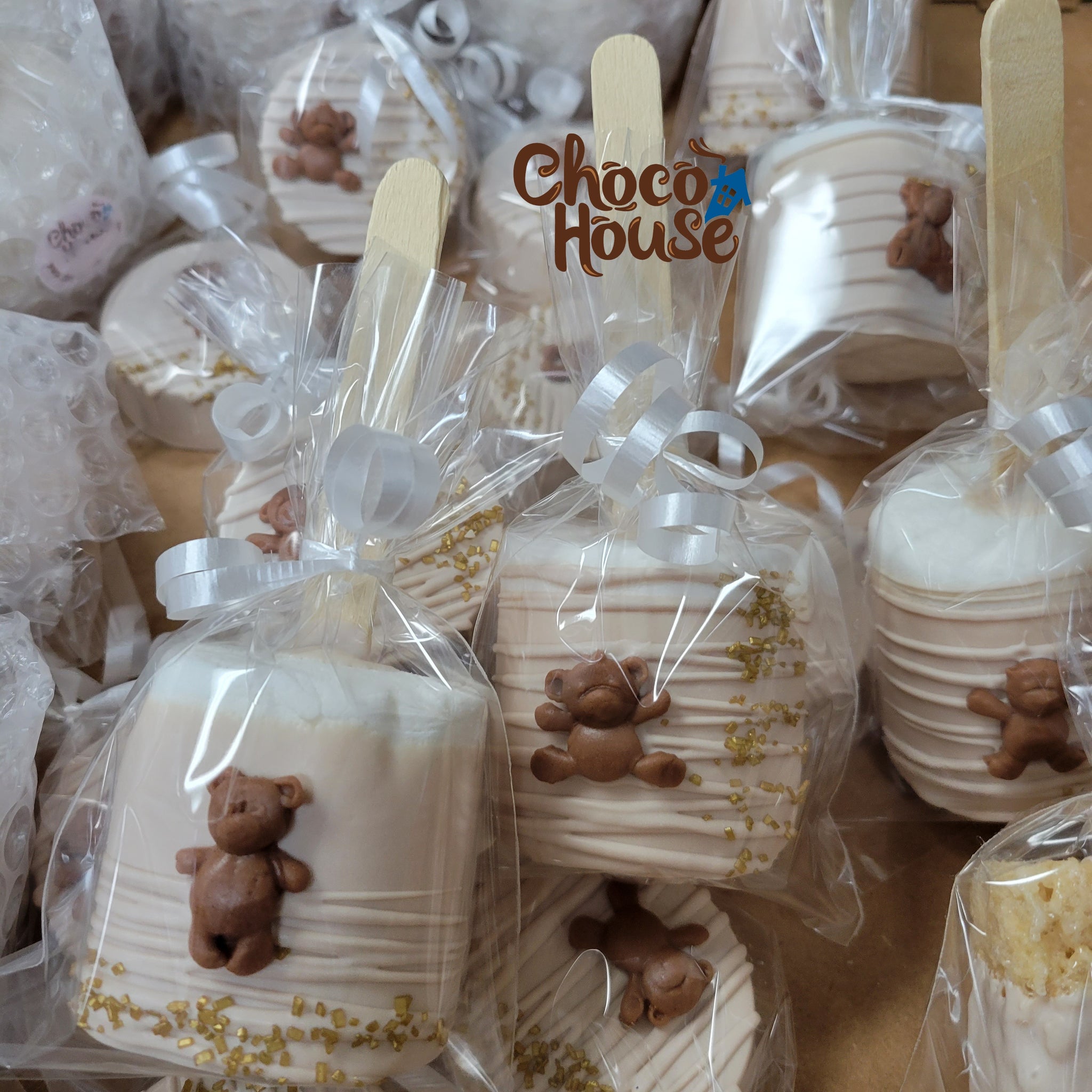 Teddy bear themed baby shower treats. 48 pieces Choco House By Laura